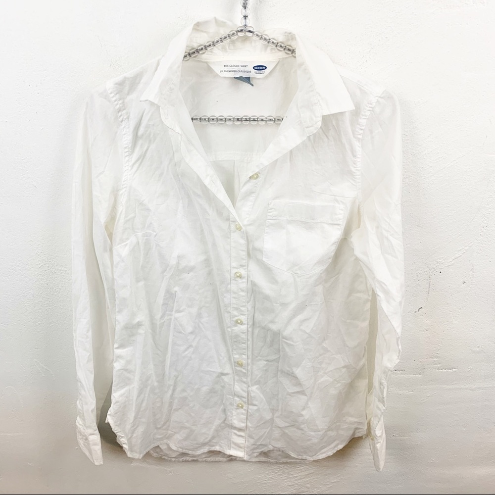Old Navy l White Classic Button Down Shirt